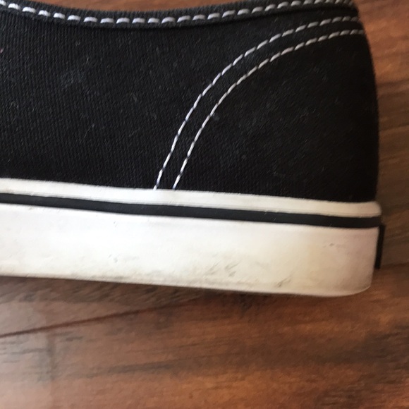Classic Black Vans - Picture 5 of 5